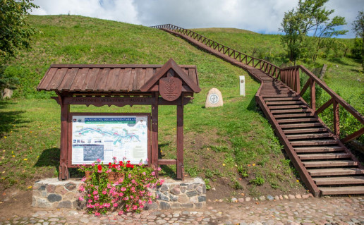 9_Seredziaus piliakalnis (4).jpg